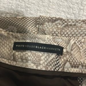 White House black market, the tapered ankle women’s pants size 2